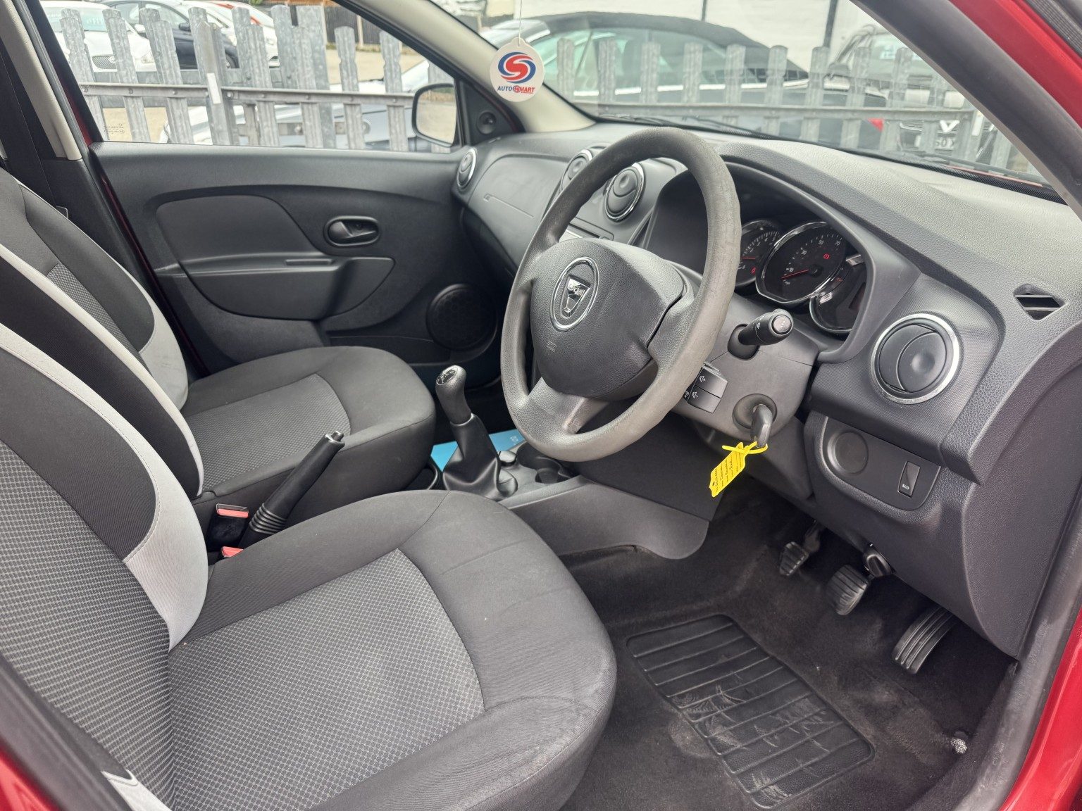 Dacia Sandero - Image 17