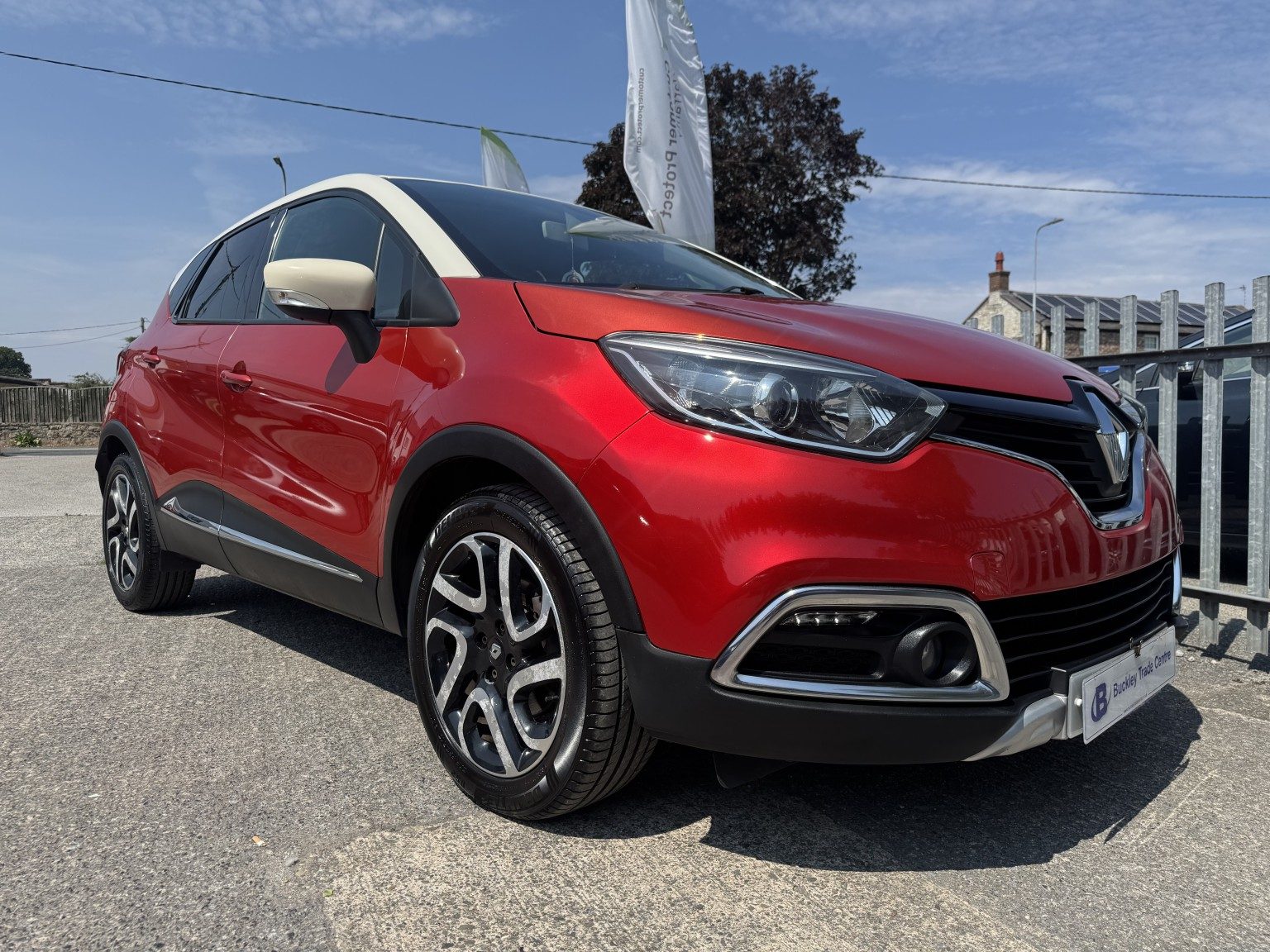 Renault Captur - Image 8