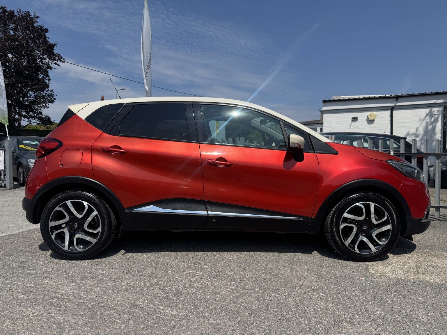 Renault Captur - Image 9