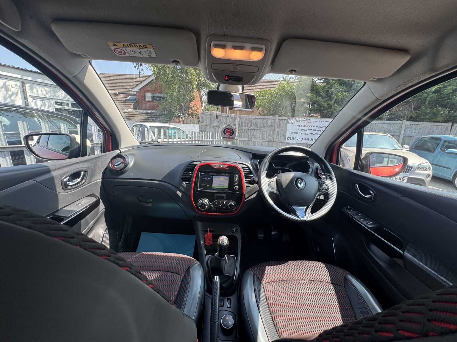 Renault Captur - Image 15