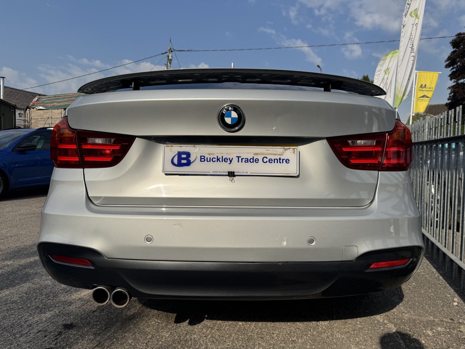 Bmw 3 Series Gran Turismo - Image 7