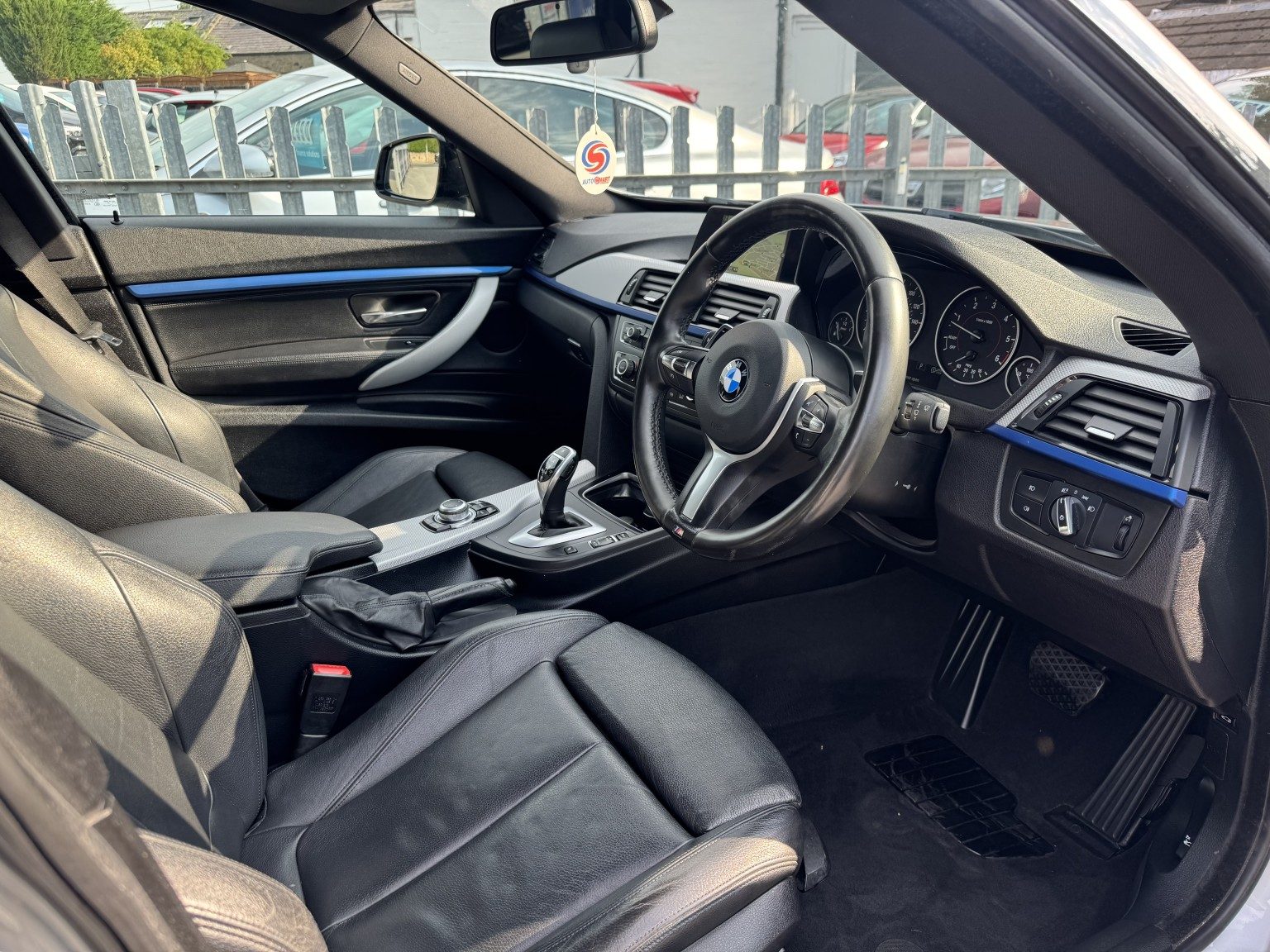 Bmw 3 Series Gran Turismo - Image 17