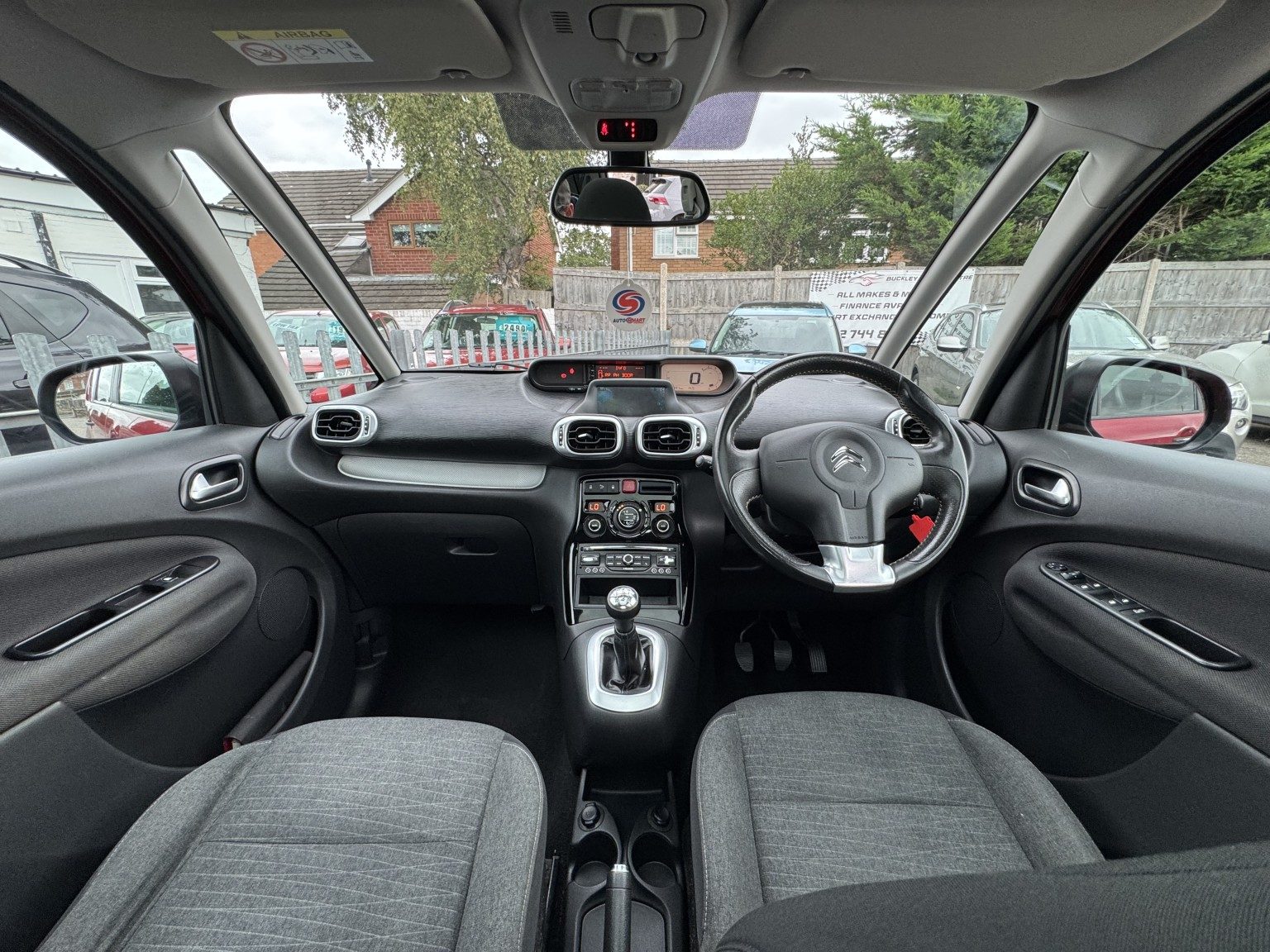 Citroen C3 Picasso - Image 16