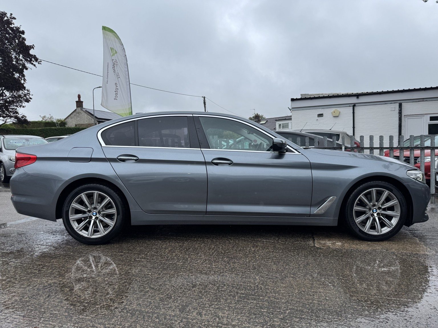 Bmw 5 Series - Image 8