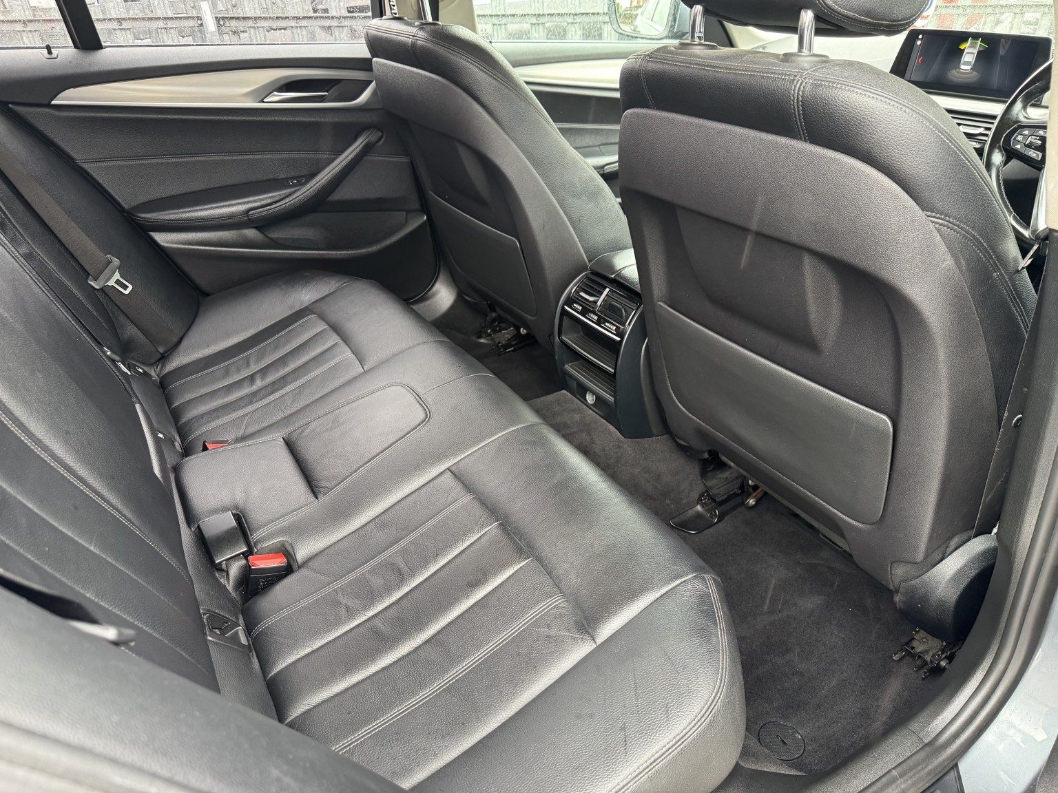 Bmw 5 Series - Image 19