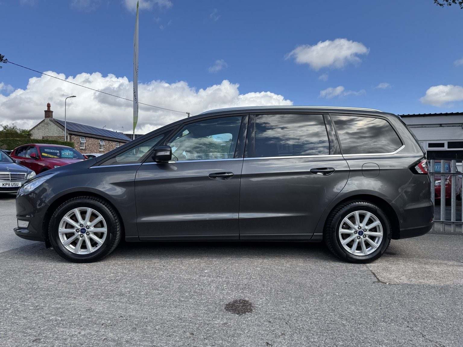Ford Galaxy - Image 5