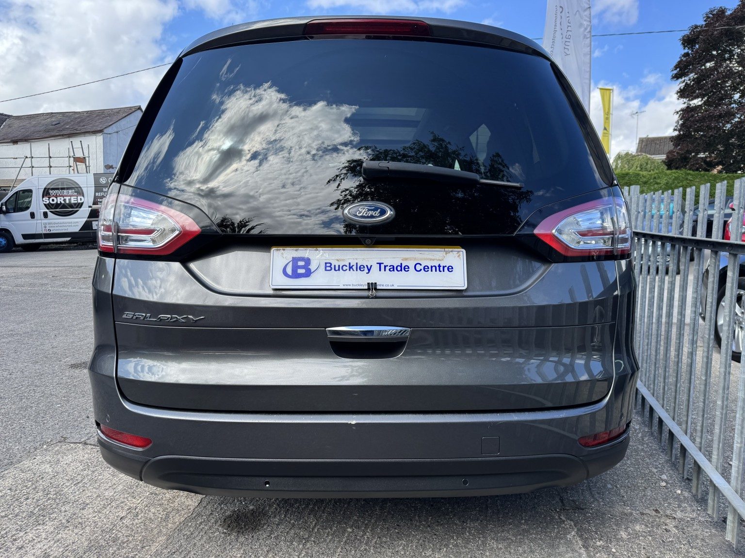Ford Galaxy - Image 7