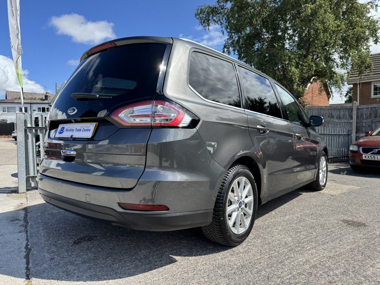 Ford Galaxy - Image 11