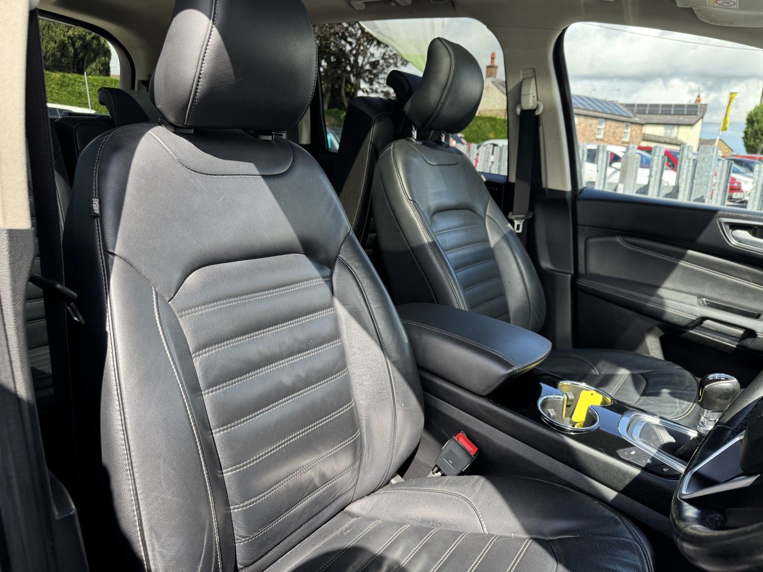 Ford Galaxy - Image 17
