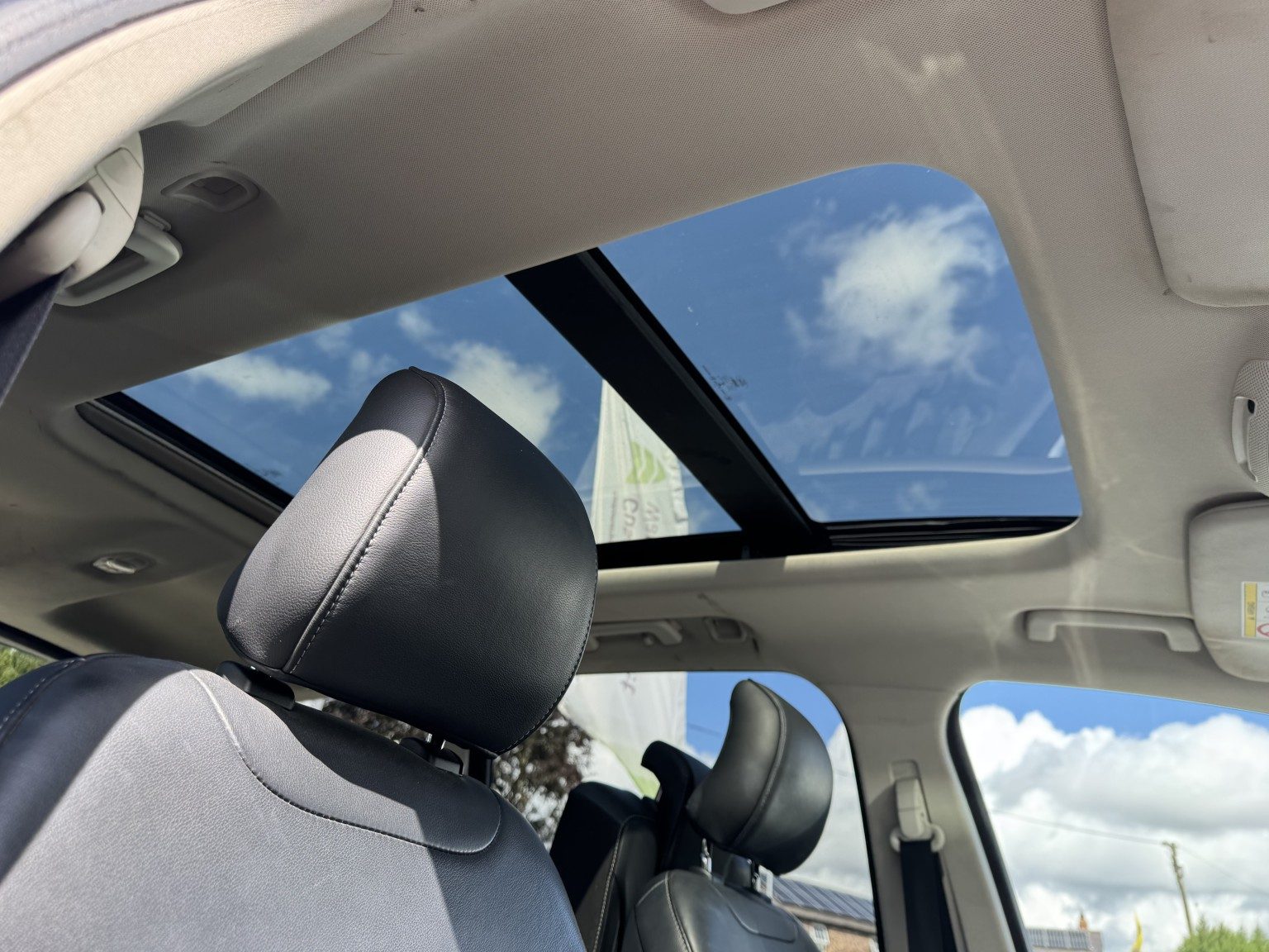 Ford Galaxy - Image 20