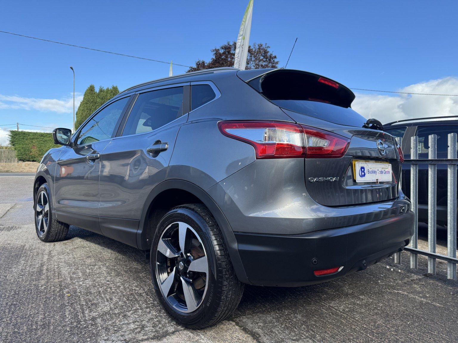 Nissan Qashqai - Image 13