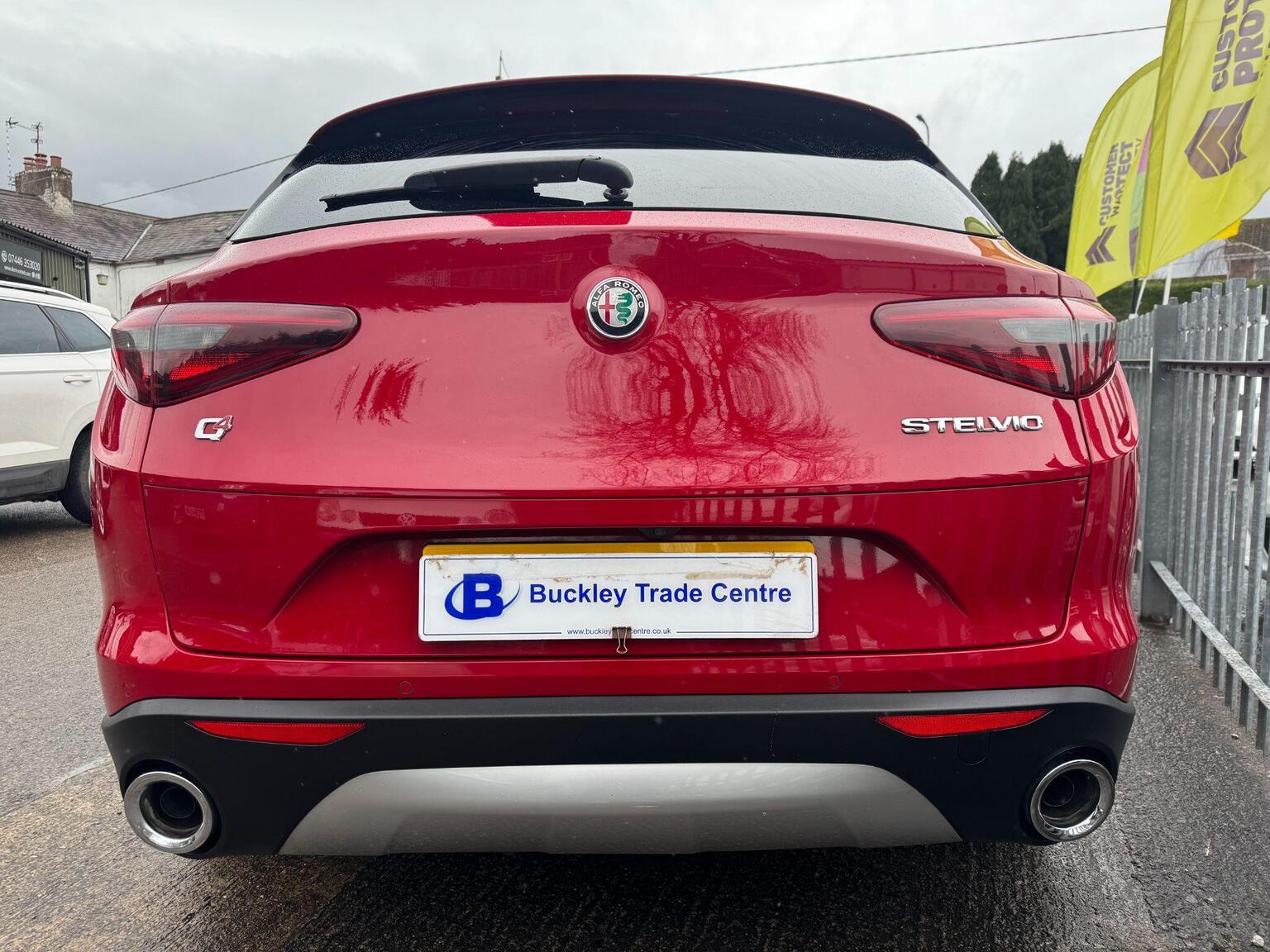 Alfa Romeo Stelvio - Image 7