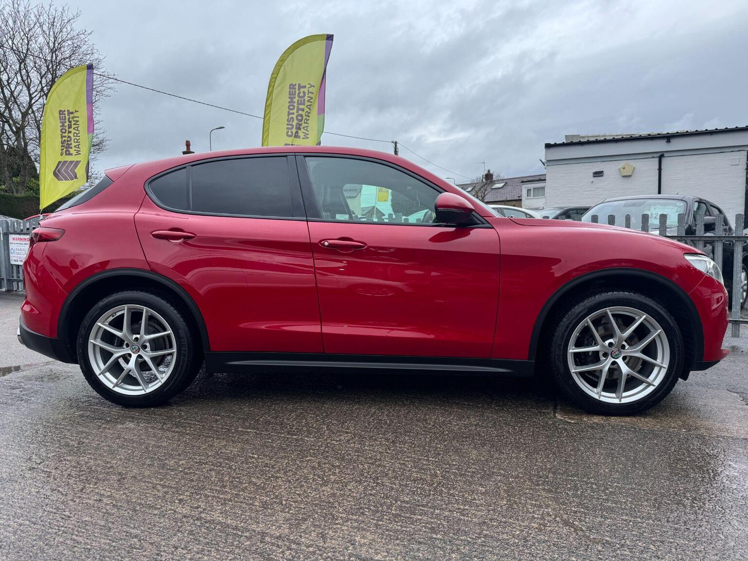 Alfa Romeo Stelvio - Image 9