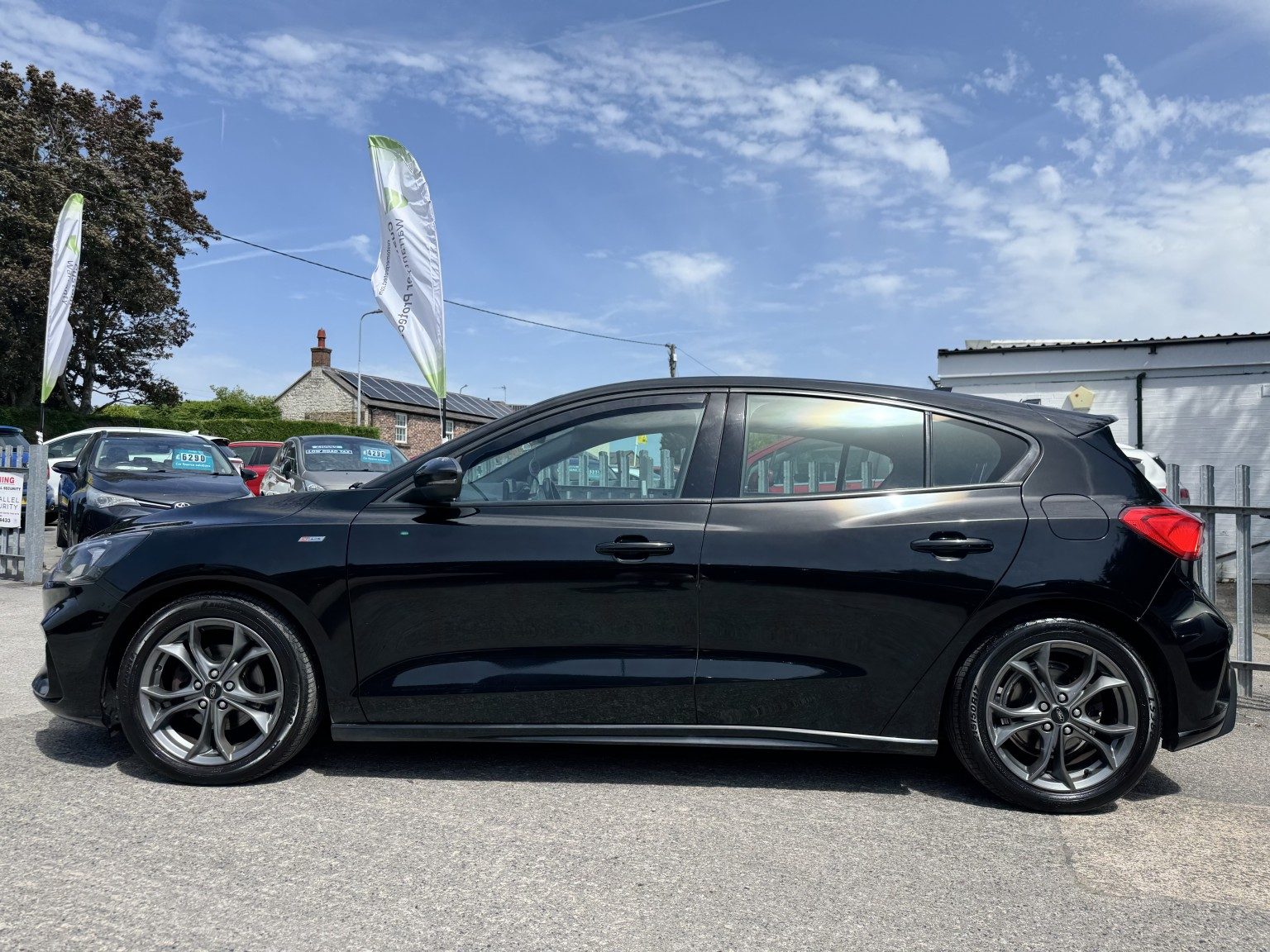 Ford Focus - Image 5