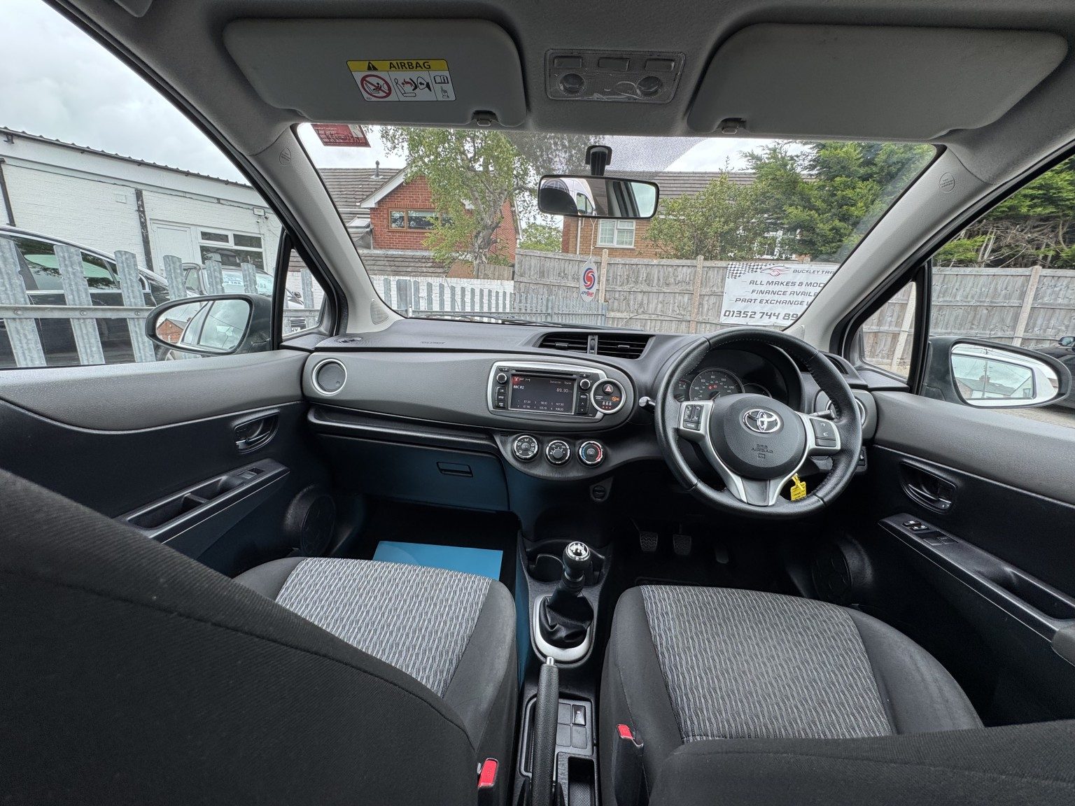 Toyota Yaris - Image 15