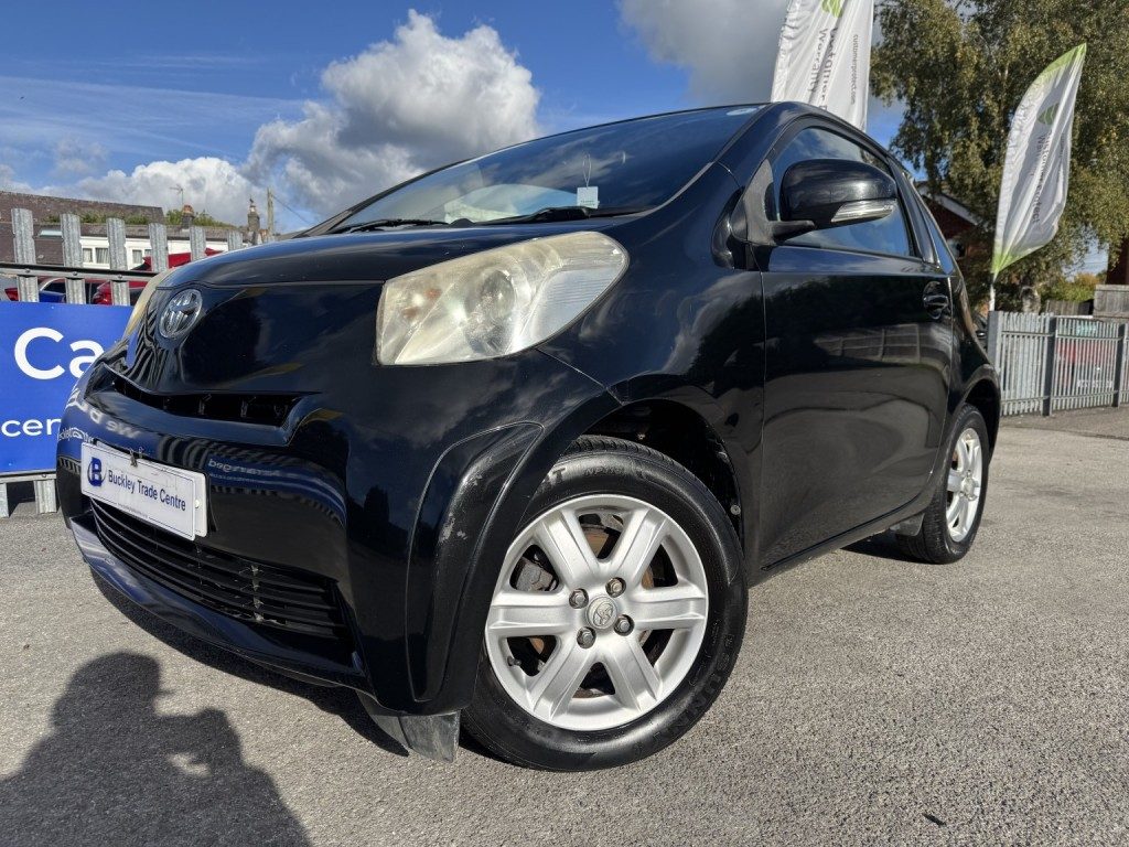 Toyota Iq