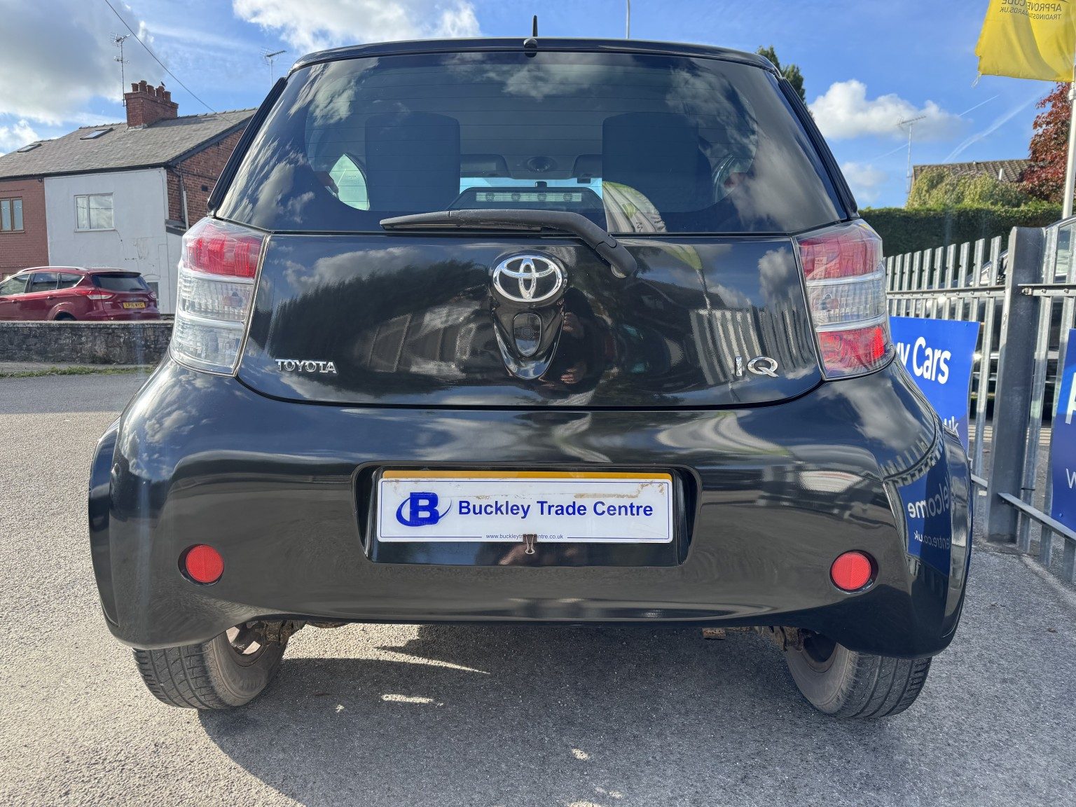 Toyota Iq - Image 7