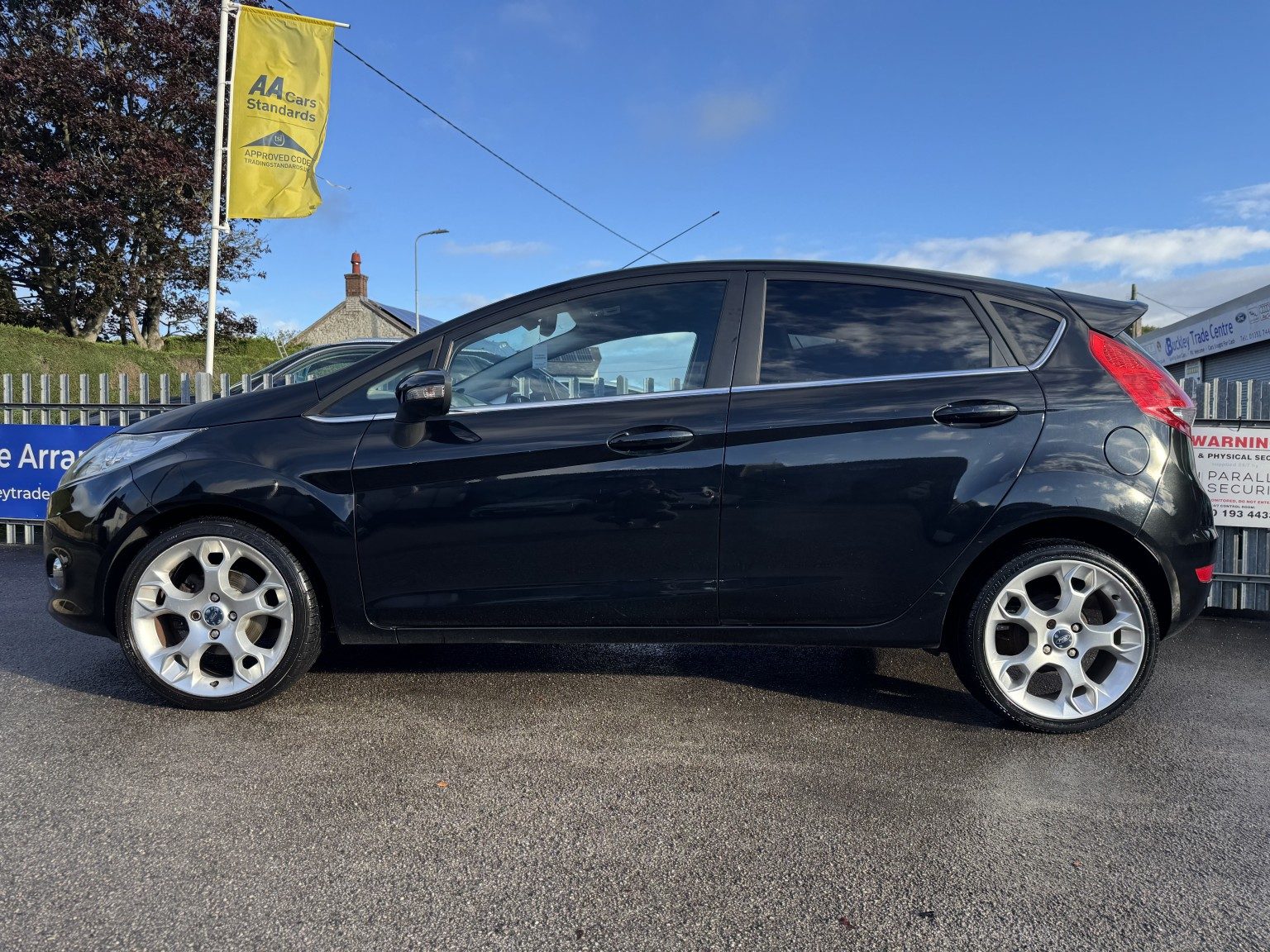 Ford Fiesta - Image 5