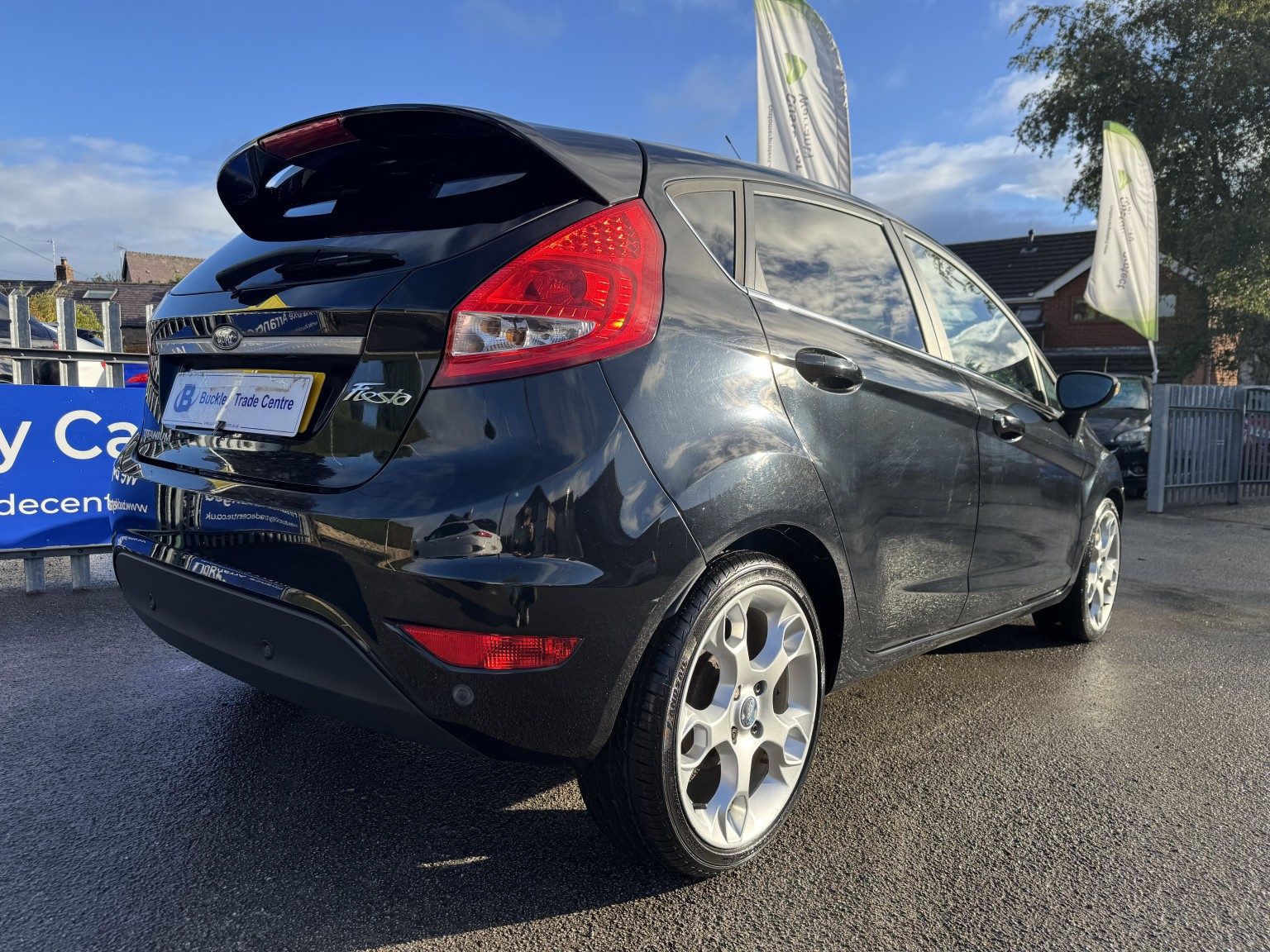 Ford Fiesta - Image 11