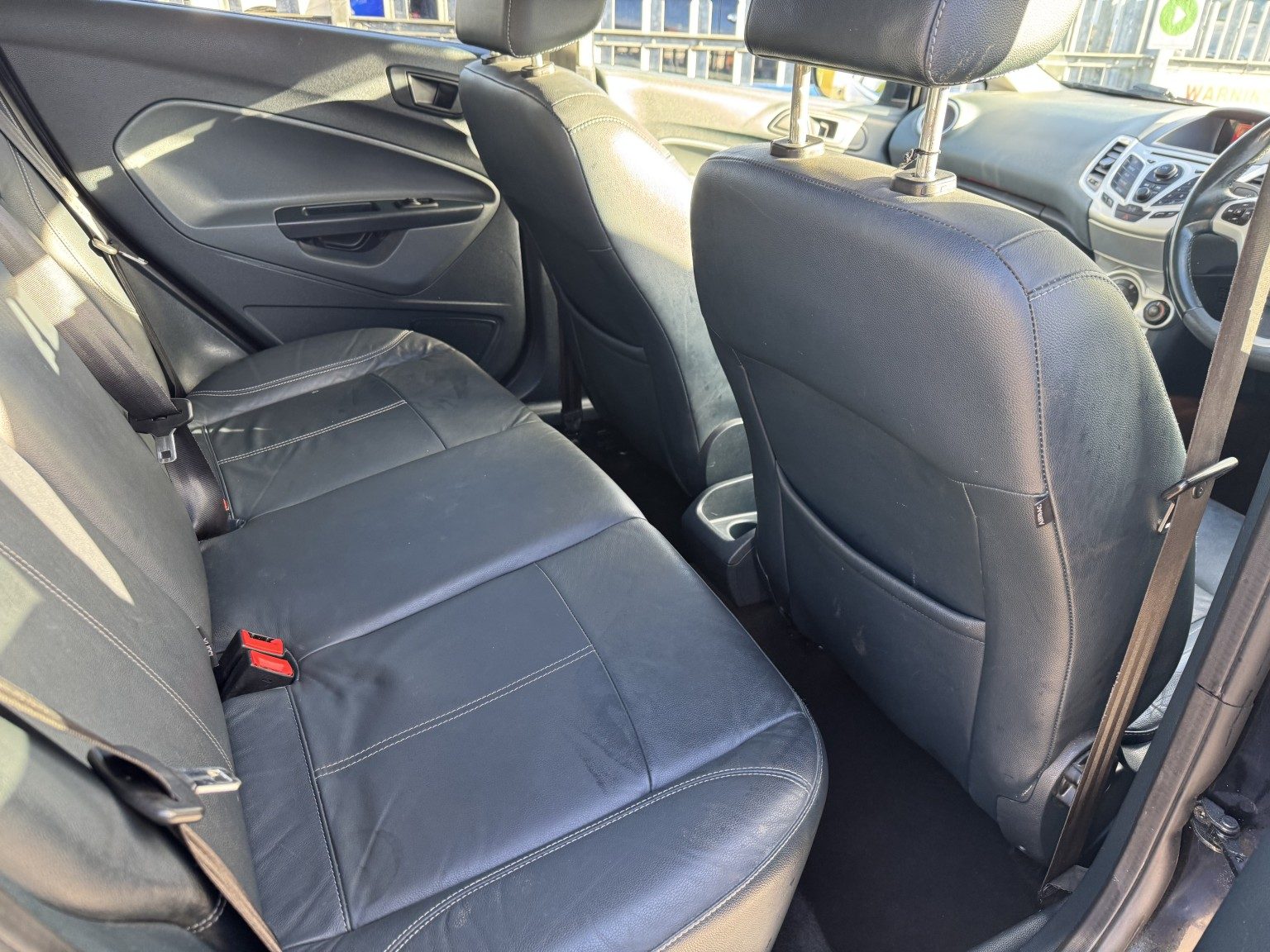 Ford Fiesta - Image 18