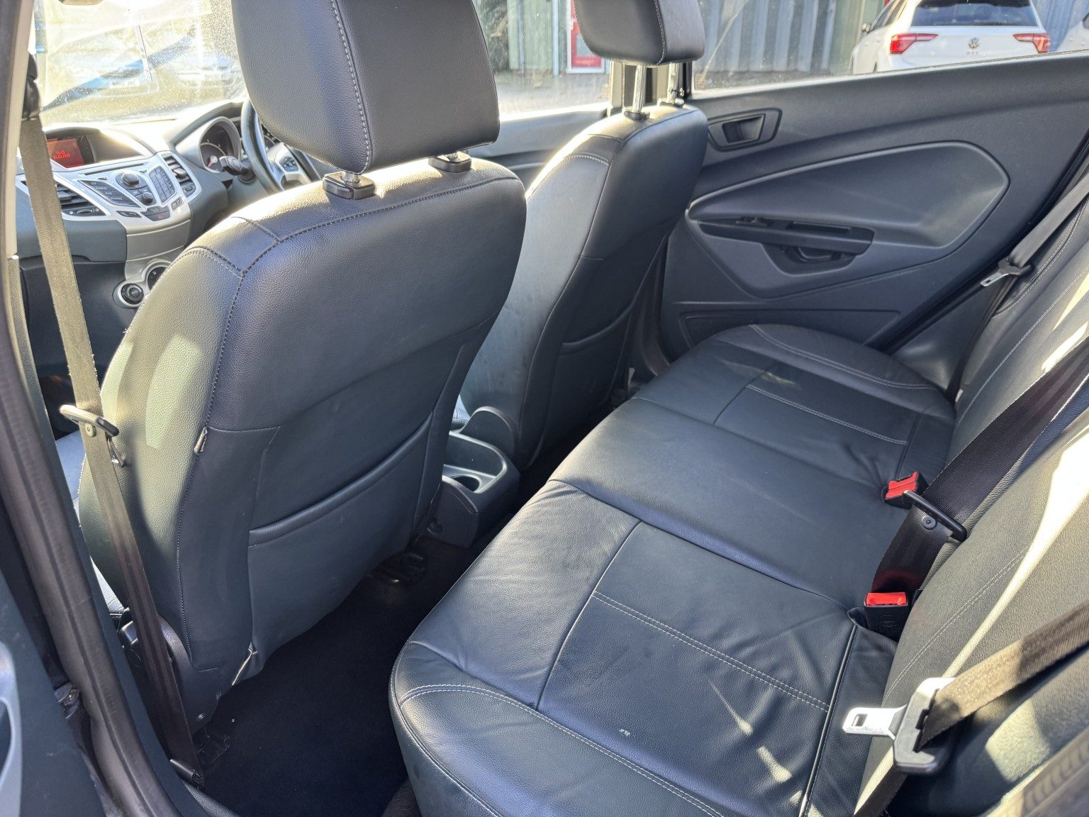 Ford Fiesta - Image 19