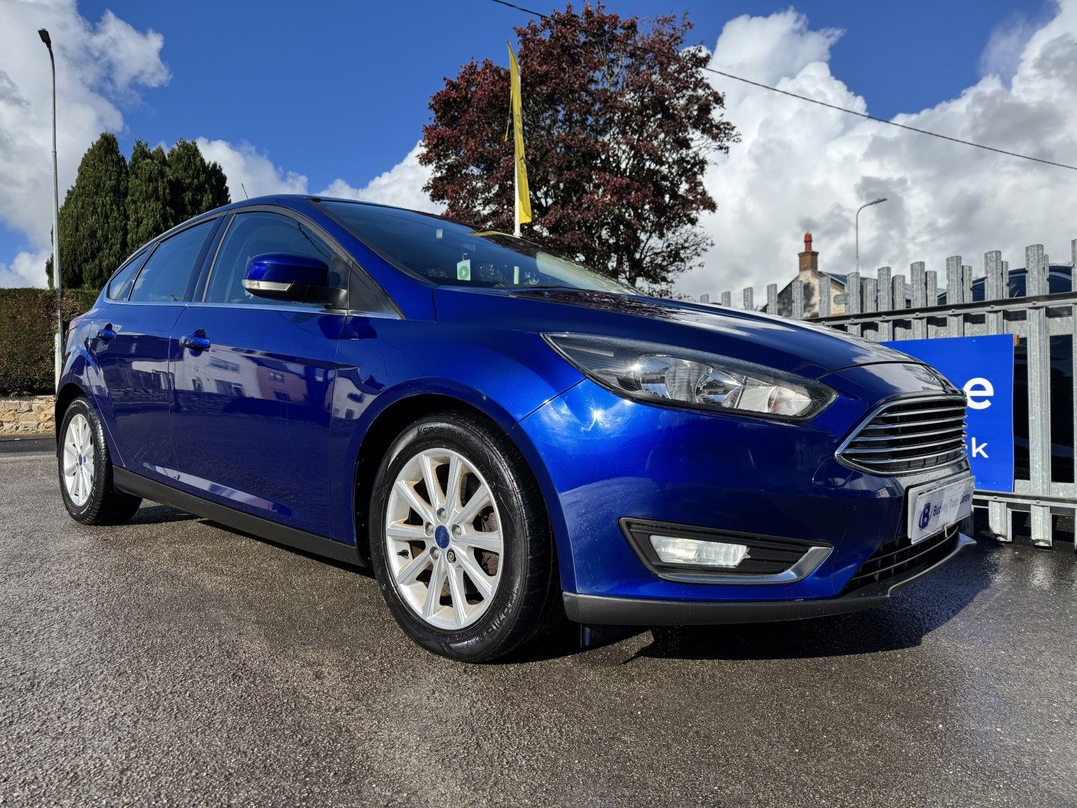 Ford Focus - Image 8