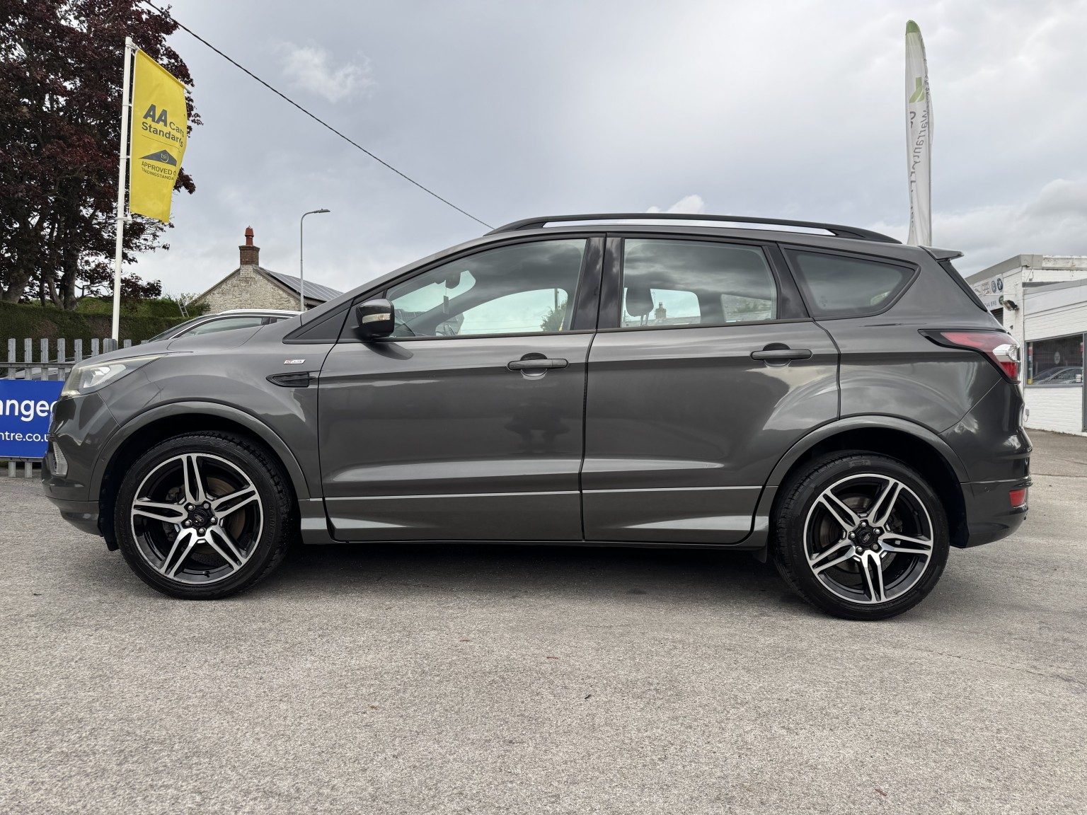 Ford Kuga - Image 5