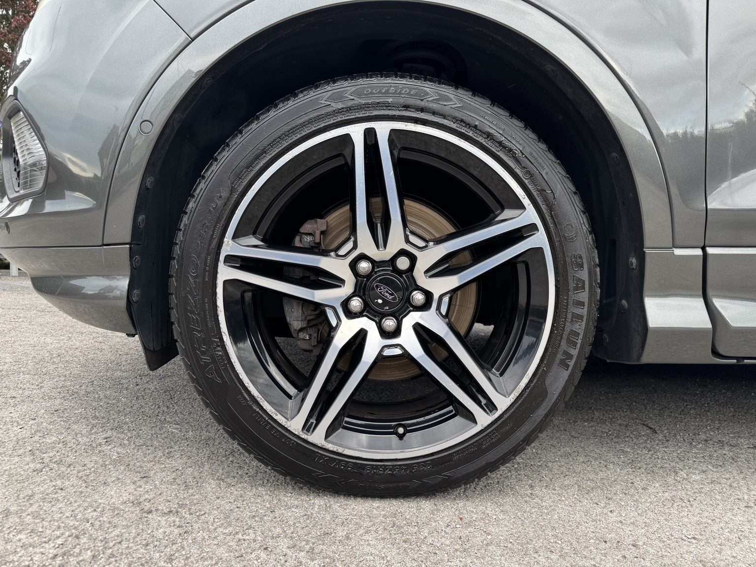 Ford Kuga - Image 12