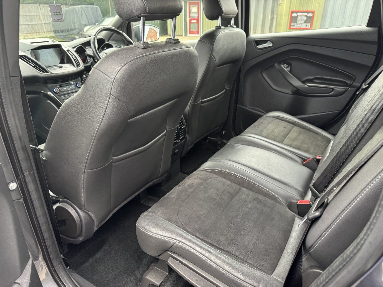 Ford Kuga - Image 19