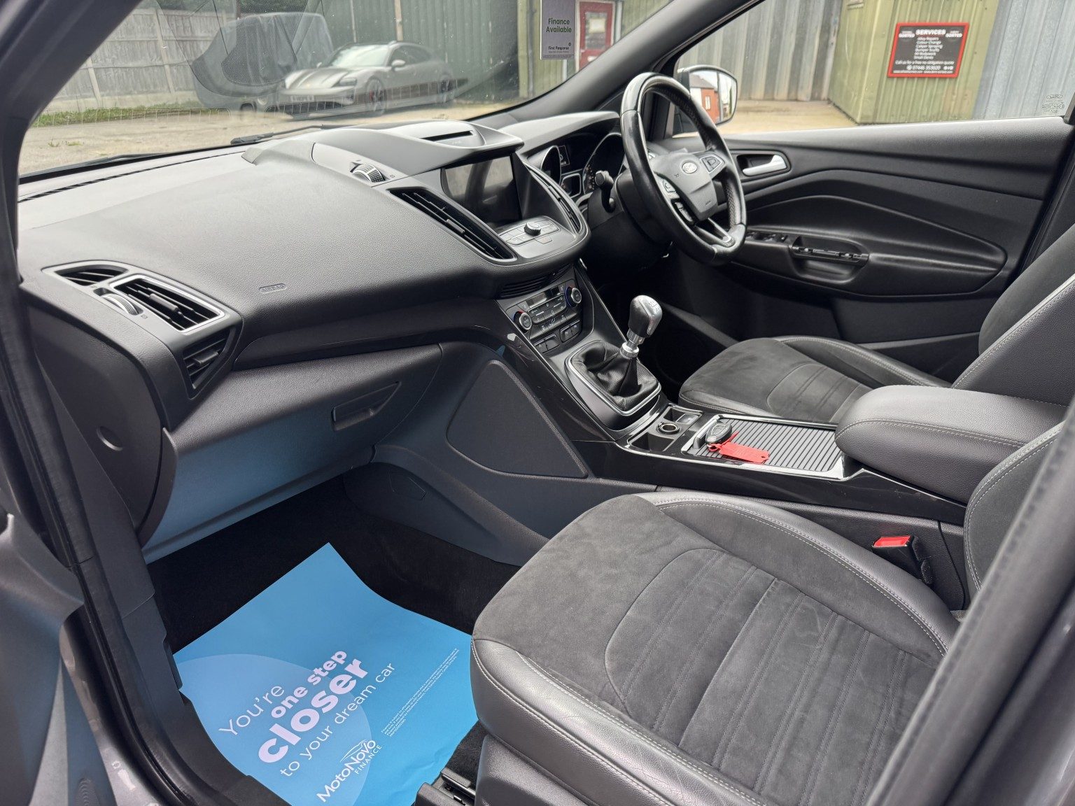 Ford Kuga - Image 20
