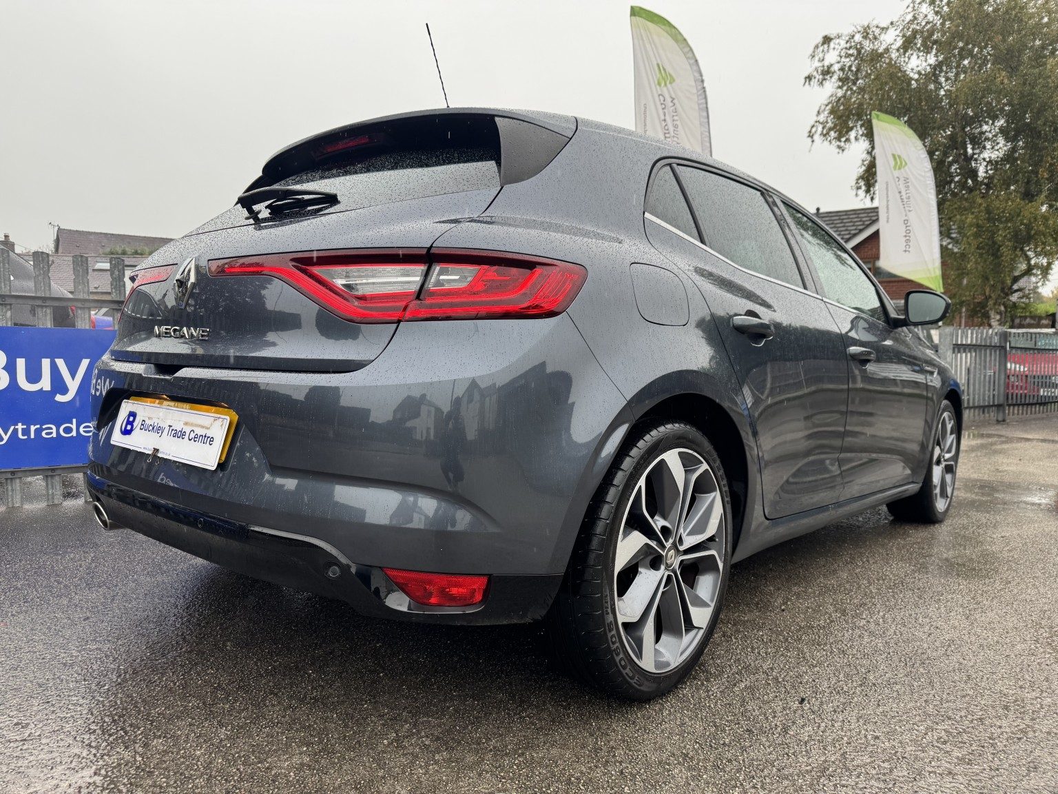 Renault Megane - Image 11