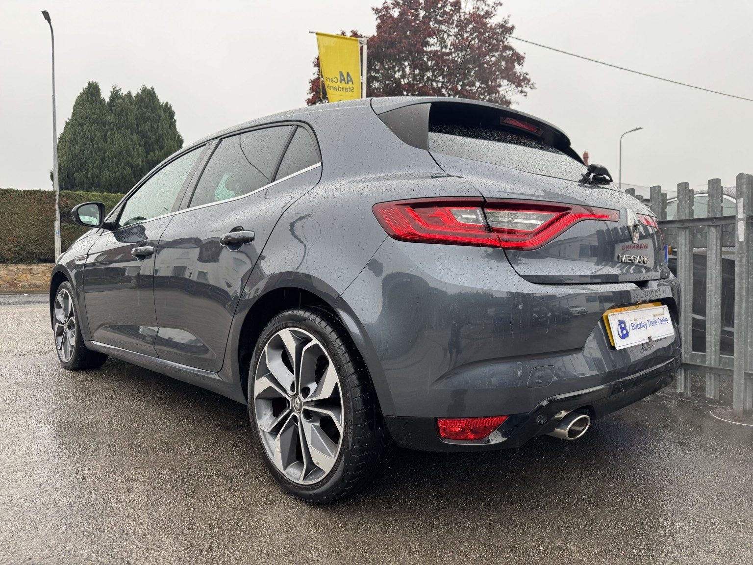 Renault Megane - Image 13