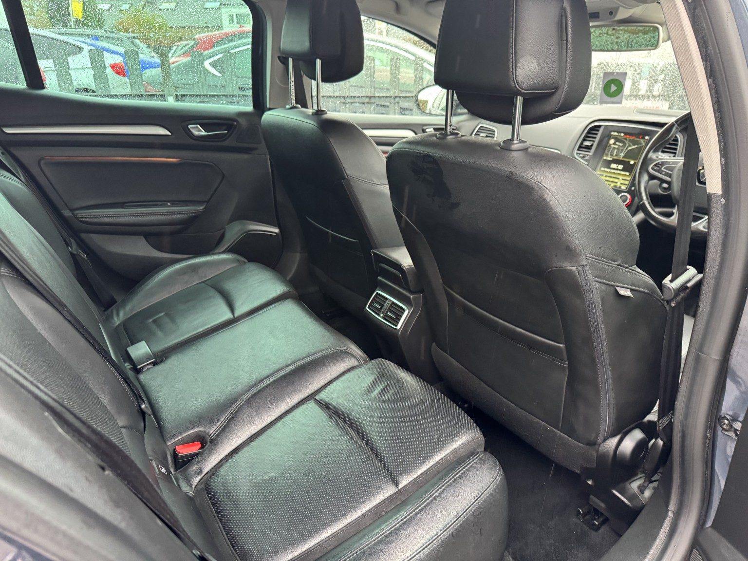 Renault Megane - Image 18