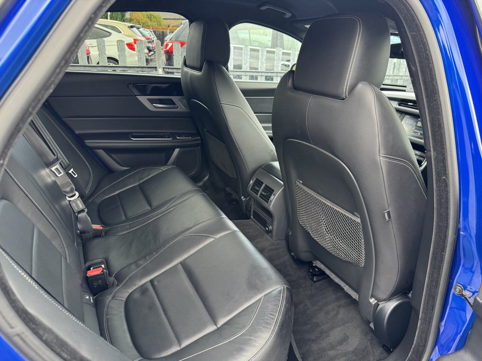 Jaguar Xf - Image 18