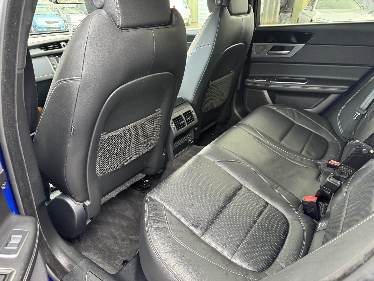 Jaguar Xf - Image 19