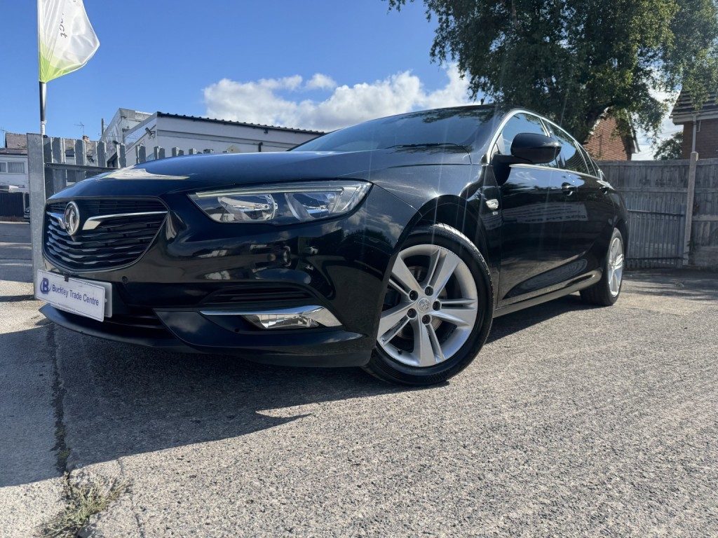 Vauxhall Insignia - Image 2