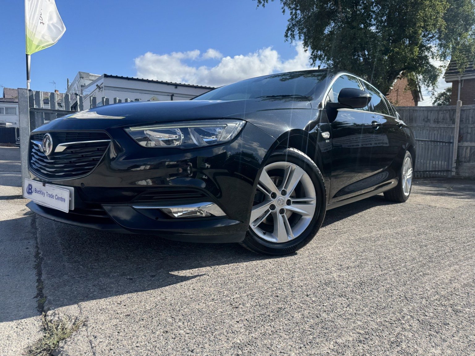 Vauxhall Insignia - Image 3