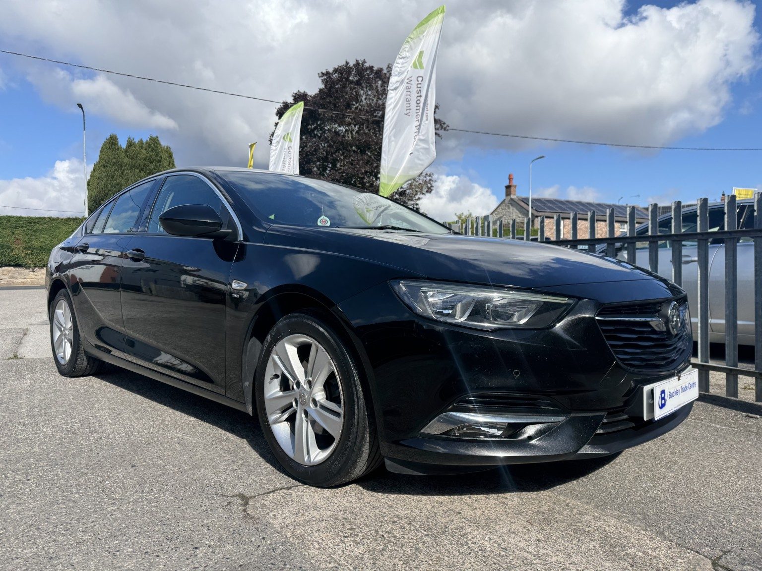 Vauxhall Insignia - Image 8