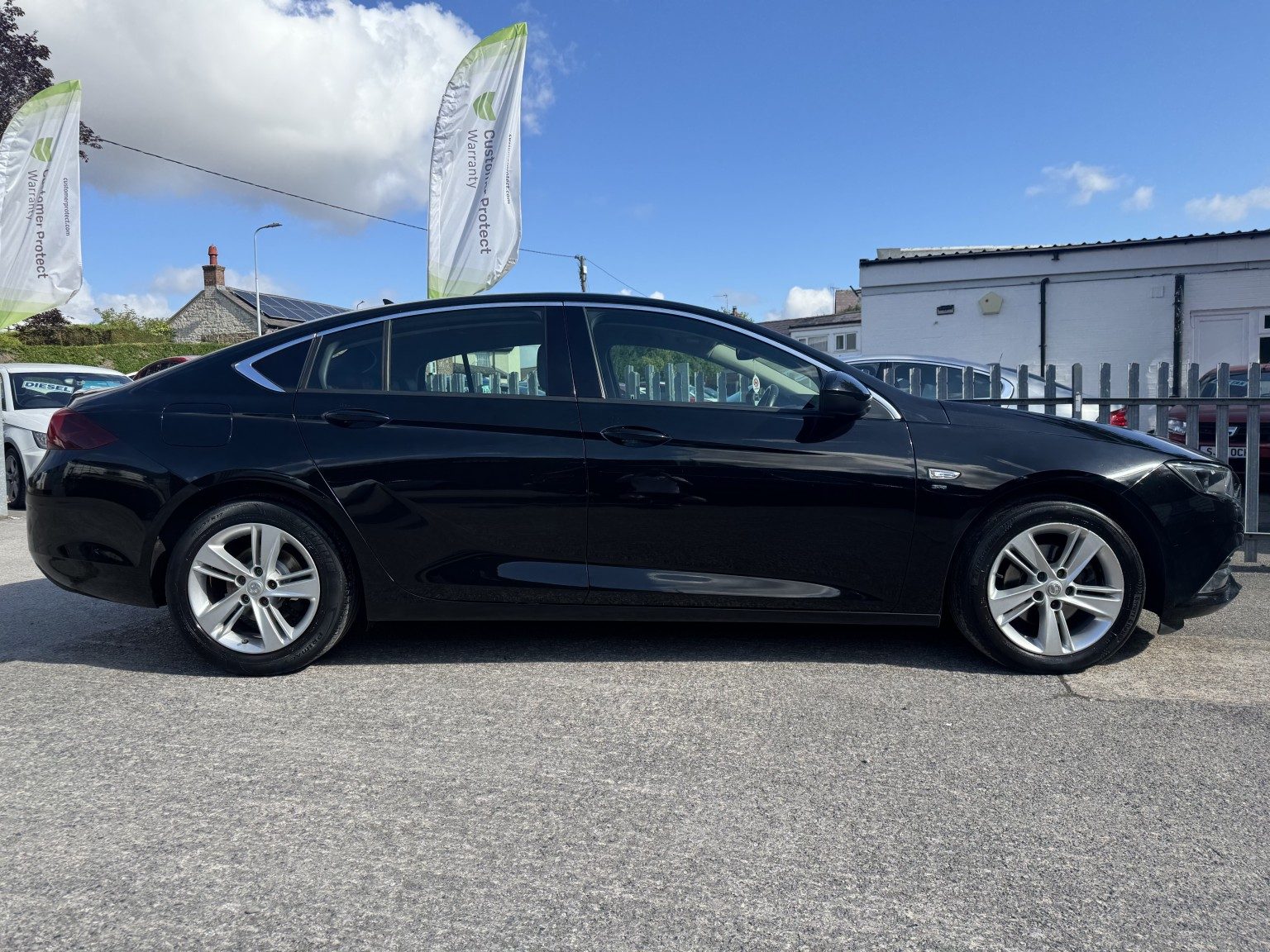 Vauxhall Insignia - Image 9
