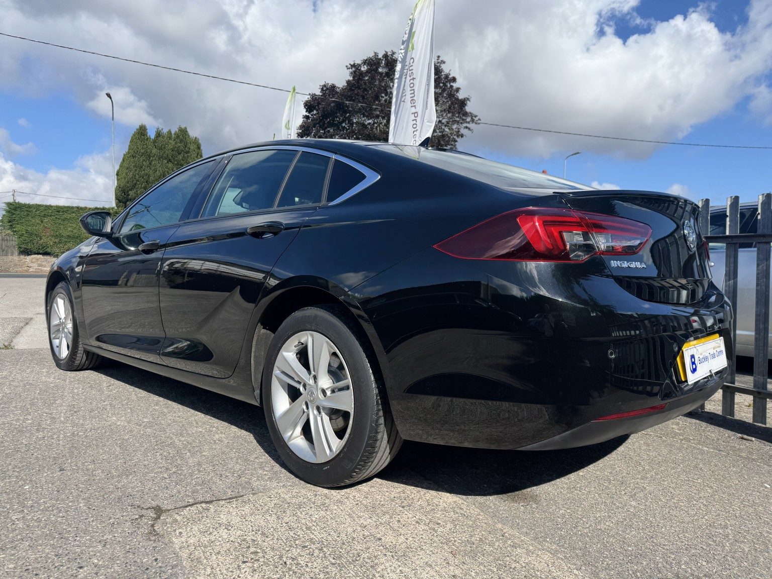 Vauxhall Insignia - Image 13