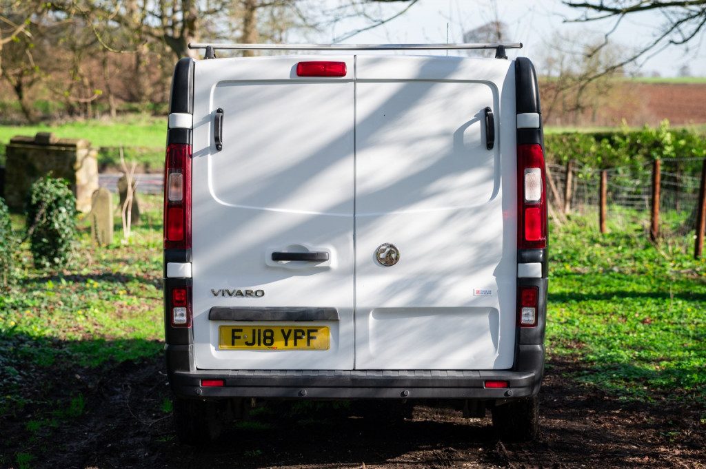 Vauxhall Vivaro - Image 11