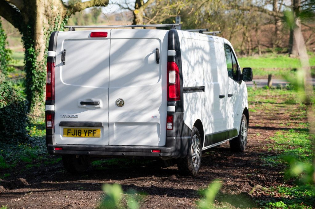 Vauxhall Vivaro - Image 12