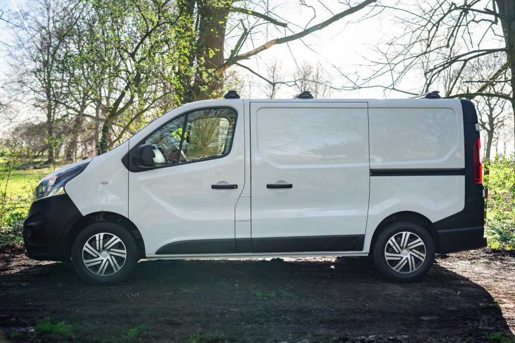Vauxhall Vivaro - Image 13