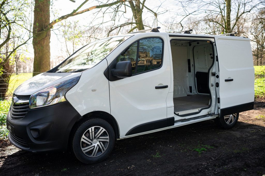 Vauxhall Vivaro - Image 14