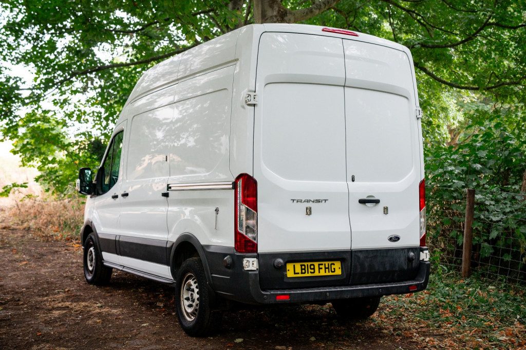 Ford Transit - Image 7