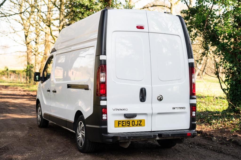 Vauxhall Vivaro - Image 5