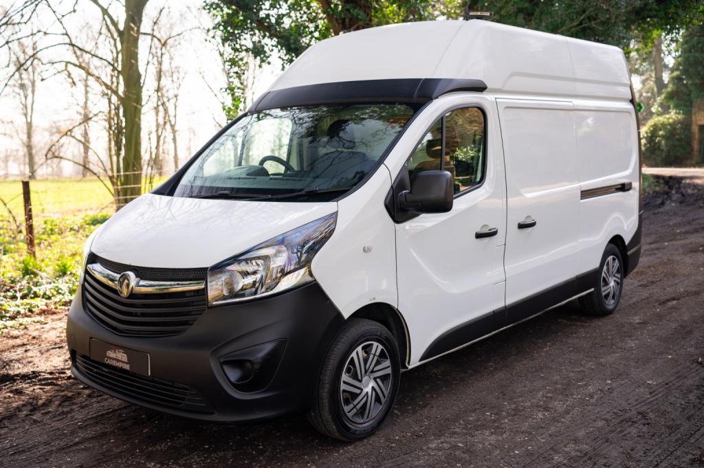 Vauxhall Vivaro - Image 8