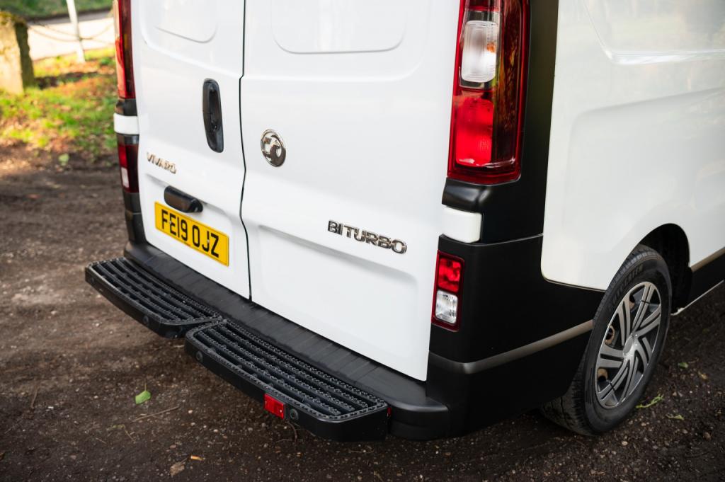 Vauxhall Vivaro - Image 14