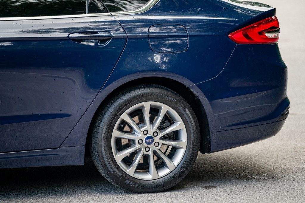 Ford Mondeo - Image 17