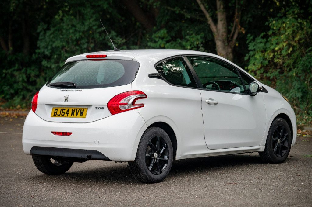 Peugeot 208 - Image 6